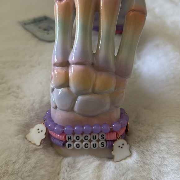 Summerween Pink Halloween Skeleton Heart Hands Ghost Bracelet Pastel Rainbow NEW - Picture 7 of 10